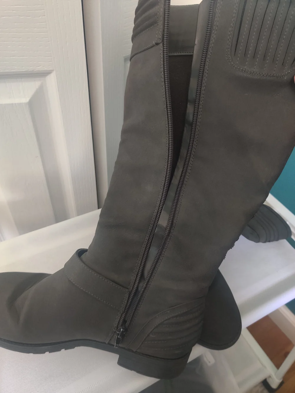 Jasmine Over-the-Knee Zip Boots in Gray